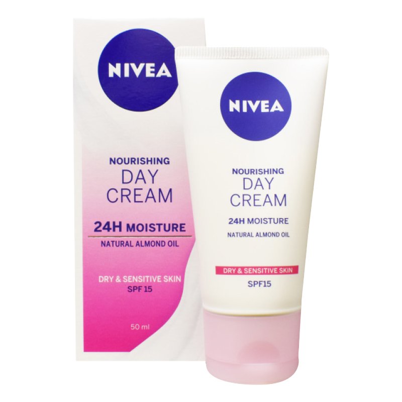 Nivea Nourishing Day Cream For Dry And Sensitive Skin SPF15 50ml